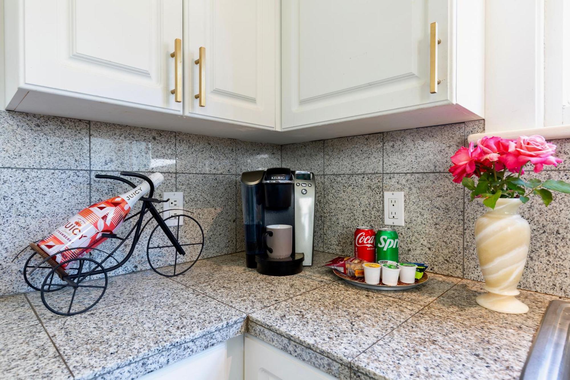 Vintage 3 Bedroom Home In Prime Eastlake Seattle With Private Parking Ngoại thất bức ảnh