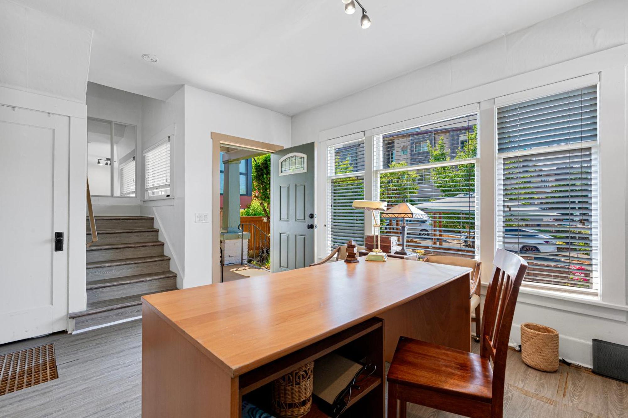 Vintage 3 Bedroom Home In Prime Eastlake Seattle With Private Parking Ngoại thất bức ảnh